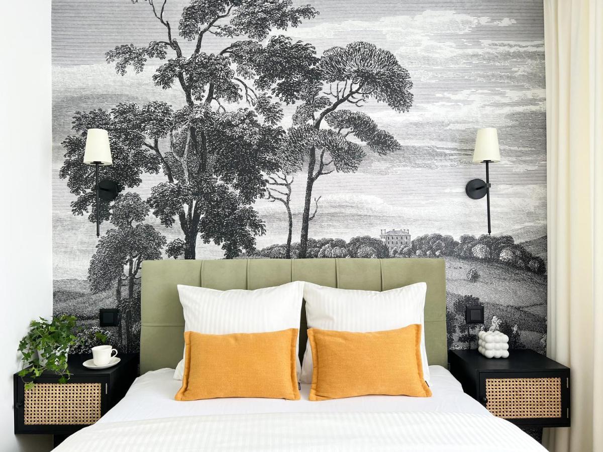 Apartment Gustowny Przy Metrze Warsaw