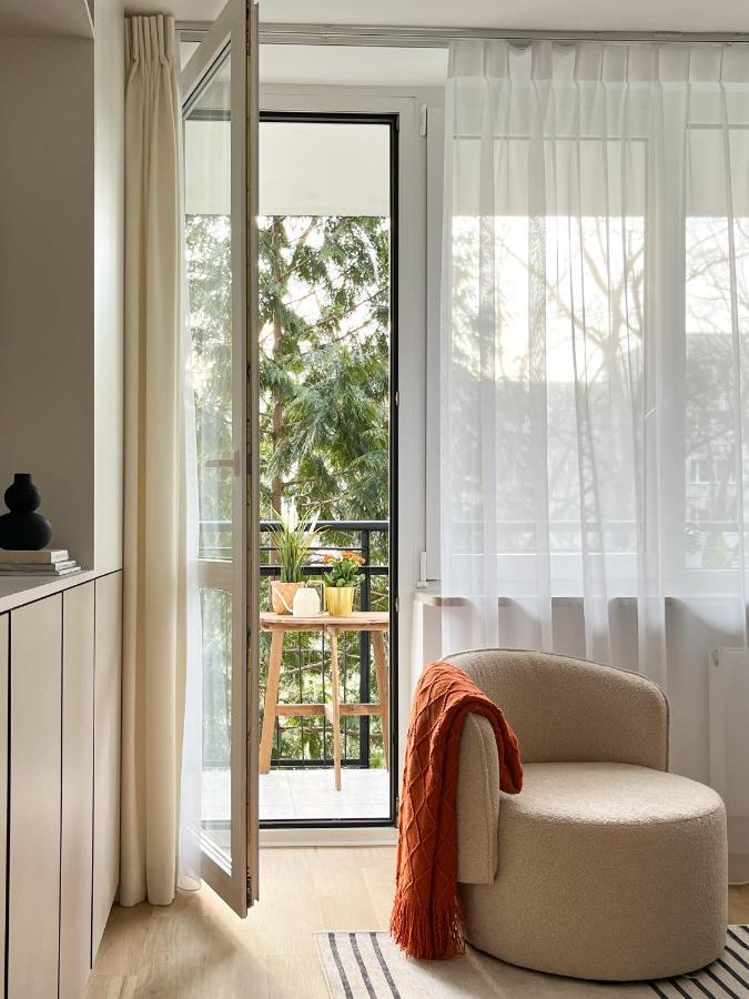 Gustowny Przy Metrze Apartament